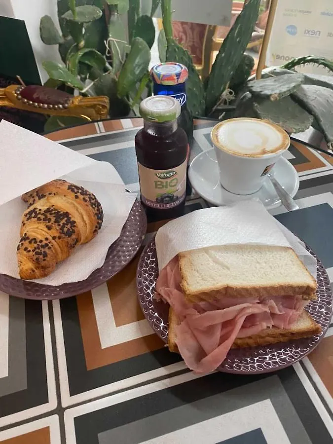 Teranga Suite In Stazione Centrale Con Netflix ミラノ イタリア